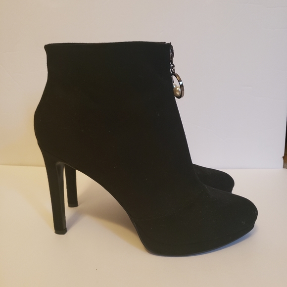 Nine West Shoes - NINE WEST Black booties size 7.5